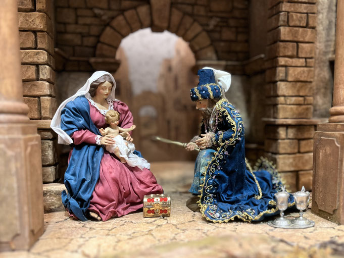 Orientalische Krippe mit Figuren von Heidi Heiß - Foto (c) Verband der Krippenfreunde Österreichs