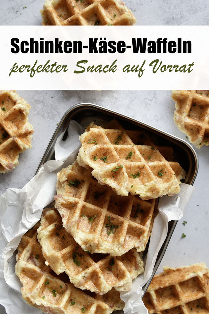 Der perfekte Snack auf Vorrat - man kann die Waffeln einfrieren und dann über Nacht auftauen oder im Airfryer direkt aus dem Gefrierfach aufbacken - Quark-Öl-Teig mit dem Thermomix gemacht, gebacken im belgischen Waffeleisen, vegetarisch und vegan machbar