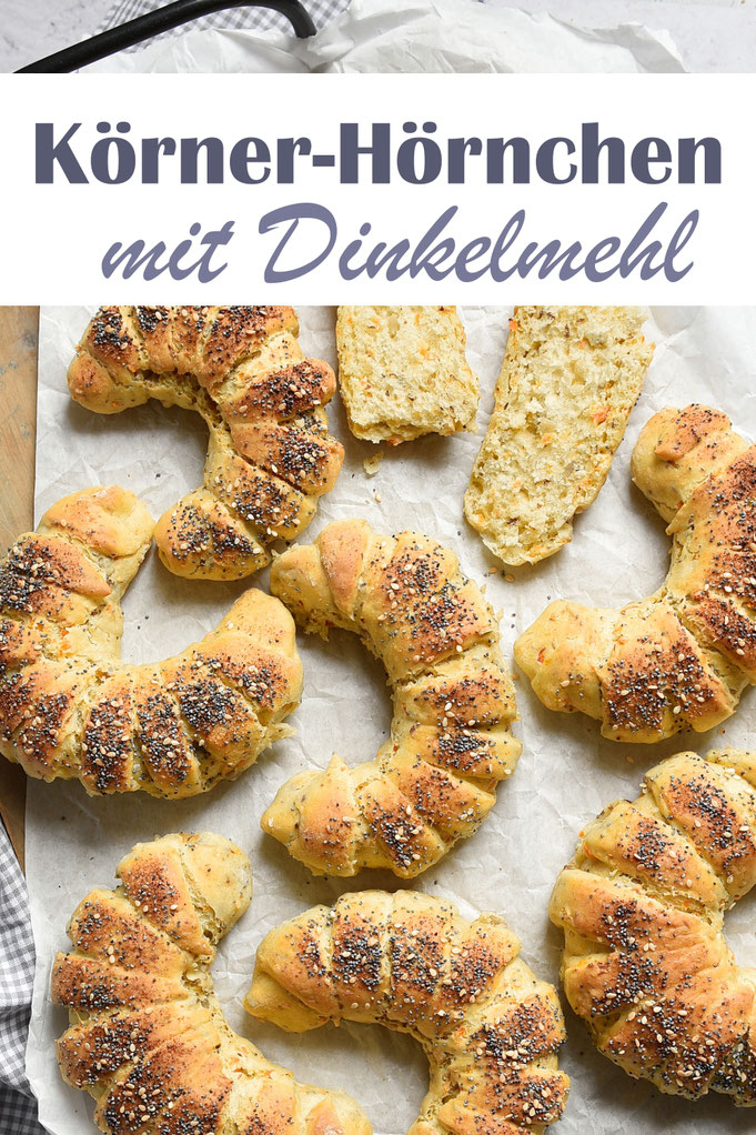 Körner Hörnchen mit Möhren, Sonnenblumenkernen und Leinsamen mit Dinkelmehl, fluffig und lecker, Teig aus dem Thermomix, Frühstück, Brötchen