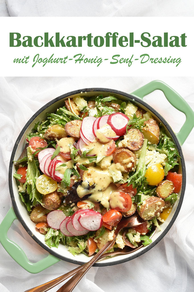 Backkartoffel Salat mit Joghurt Honig Senf Dressing, vegan möglich, mit Blattsalat, Tomaten, Gurken, Couscous, optional Radieschen und oder Mais, Airfryer, HLF, Thermomix, Backofen, Partysalat, leichtes Abendessen, Diät, 16:8 Intervallfasten