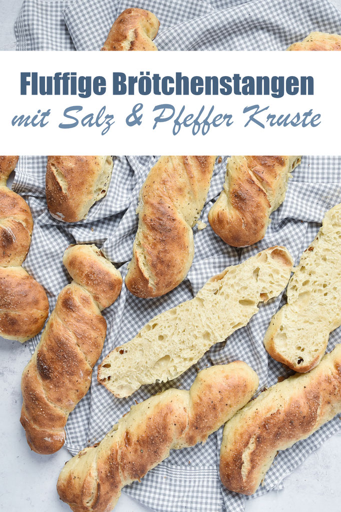 Brötchenstangen mit Salz und Pfeffer Kruste, fluffige Stangen und würzige Kruste, einfacher Teig mit Kartoffeln, am besten Übernachtgare, am nächsten Tag einfach den Teig abstechen, Teiglinge umeinander drehen und backen, Teig aus dem Thermomix