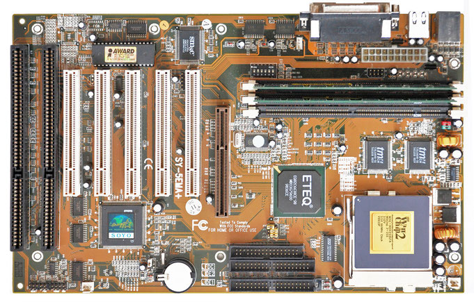 SOYO 5EMA+ with IDT WinChip 2 233 MHz, ATX form factor with SDRAM and full ACPI support.