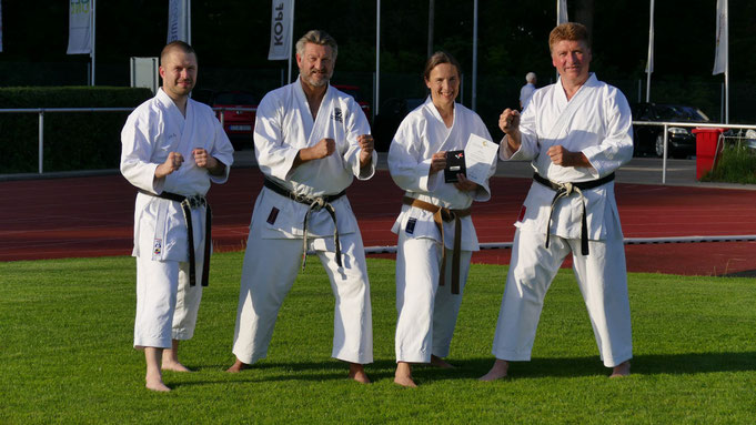 4 unserer 5 Trainer: Marcus, Andi, Regine und Micha (von links nach rechts)