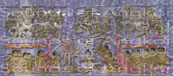 Bayon, Circus scene. In front of the harps, the singers can be seen engaged in a vocal joust. The singers on the right express themselves vehemently, while those on the left listen, preparing their riposte. 13th c.