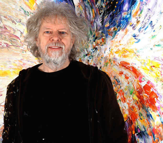 ... gerade fertig gemalt: Peter Nottrott mit Soft Symphony XL 1