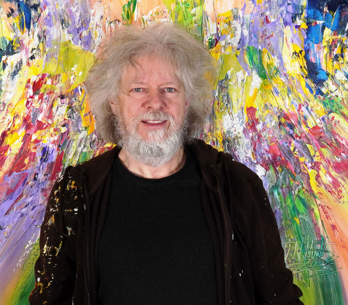... gerade fertig gemalt: Peter Nottrott mit Spring Time Symphony S 1
