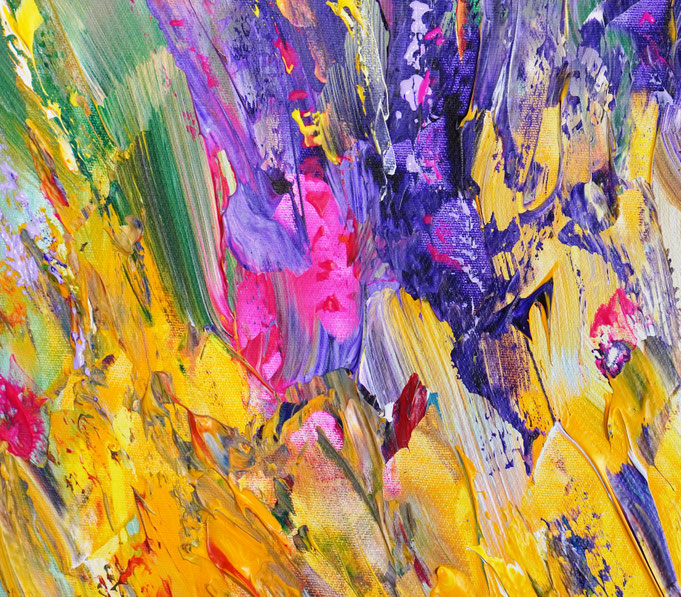Detail des abstrakten Gemäldes. Rot buntes, detailliertes Acrylbild auf Leinwand 