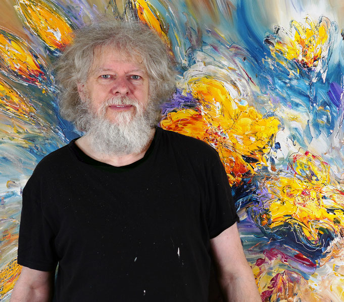 abstrahiert gemaltes gelbes Blütengemälde: Peter Nottrott mit Awesome Flowery Symphony M 1