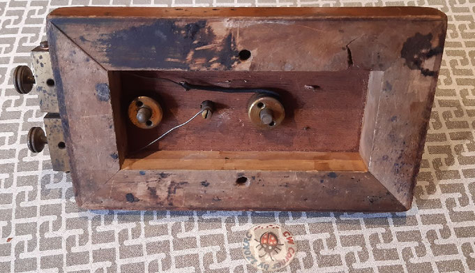 Camelback key Deckert und Homolk