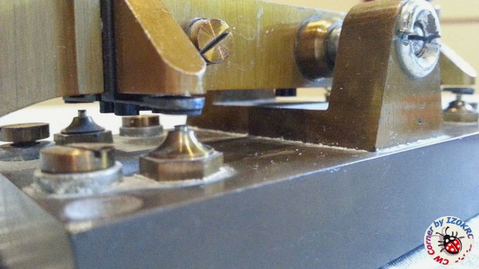 Swedish optical telegraph key  - of low noise contact system