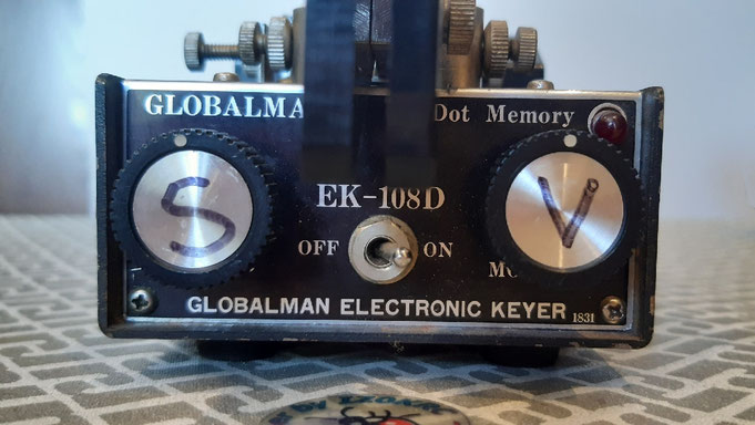 Katsumi Globalman EK 108D - Particolare frontale con regolazione velocità e suono