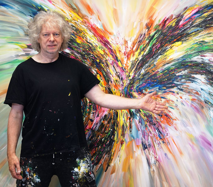 .. gerade fertig gemalt: Peter Nottrott mit Energy Wings XXXL 1