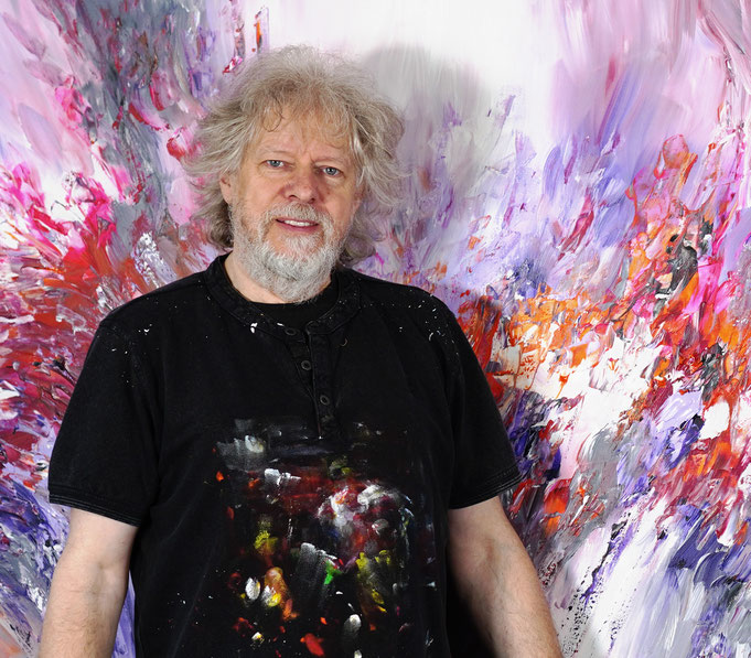 ... gerade fertig gemalt: Peter Nottrott mit Daydreaming XXL 1