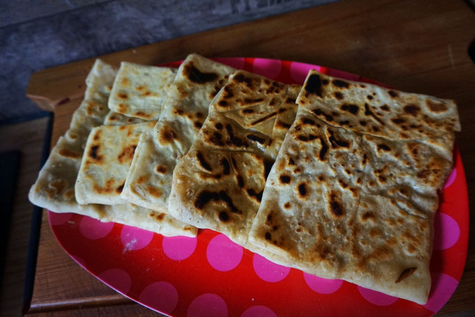 original vegetarisches Goezleme|Teigtaschen|Feta|Spinat