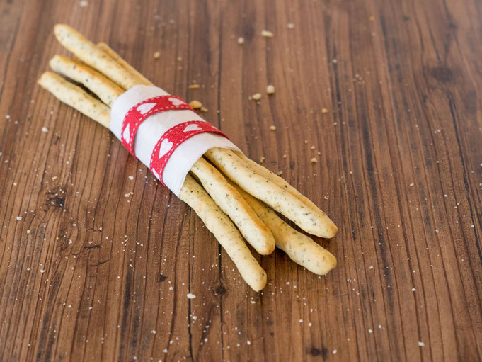 Parmesan-Grissini selber backen a la Daniela