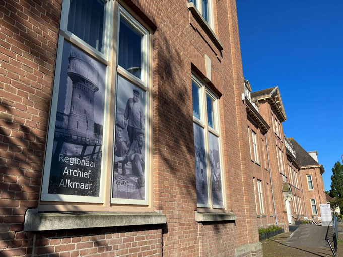 Cursussen en rondleidingen vinden plaats in het Regionaal Archief aan de Bergerweg 1.