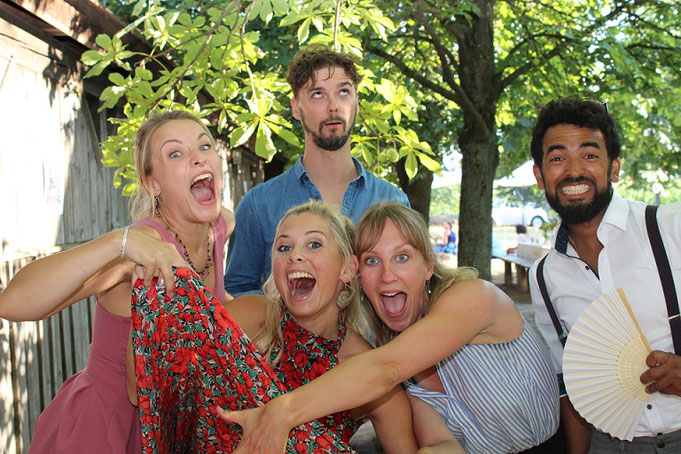 Fotobox mieten in Fellbach bei www.shootingbooth.de für Hochzeit, Geburtstag, Messen oder Events