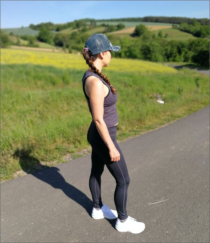 'Elevate Move'on Top', 'Coment Tech Leggins', 'Mantra Logo Cap' & 'SONIC 3 Balance'.
