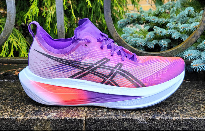 Wie läuft sich der 'MEGABLAST' von ASICS?