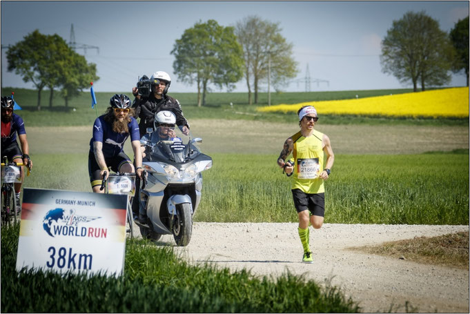 Flow bei km 38 im Jahr 2016 in München. Bildquelle: Flo Hagena for Wings for Life World Run