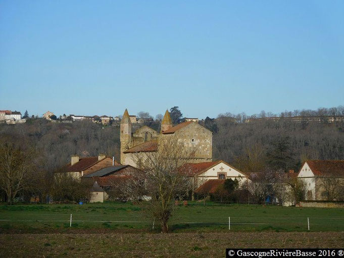 Eglise romane de Mazères commune de Castelnau Rivière-Basse