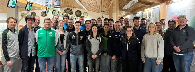 Im Schützenheim von Hubertus Gaimersheim haben Florian und Stefan Kasper für den Sportschützengau Ingolstadt 29 neue Vereinsübungsleiter ausgebildet. - Foto: Stefan Kasper
