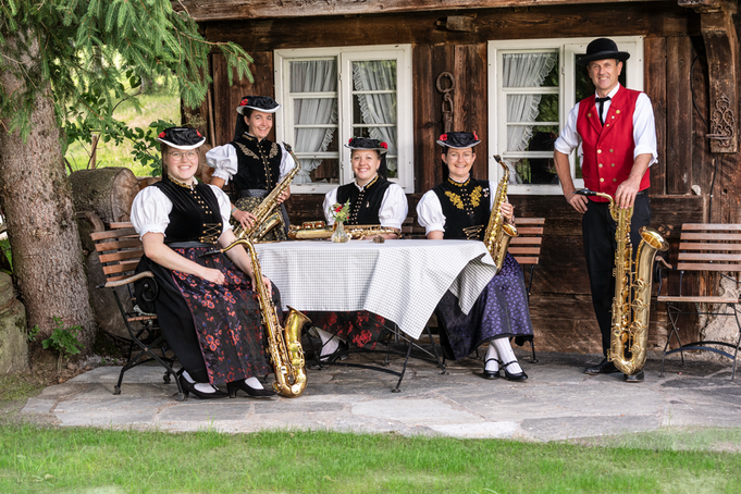 Lisa-Marie Kraus, Simone Schlegel, Violetta Albert, Heidi Kleiser, Matthias Reichmann, Anna Winterhalder (fehlt)