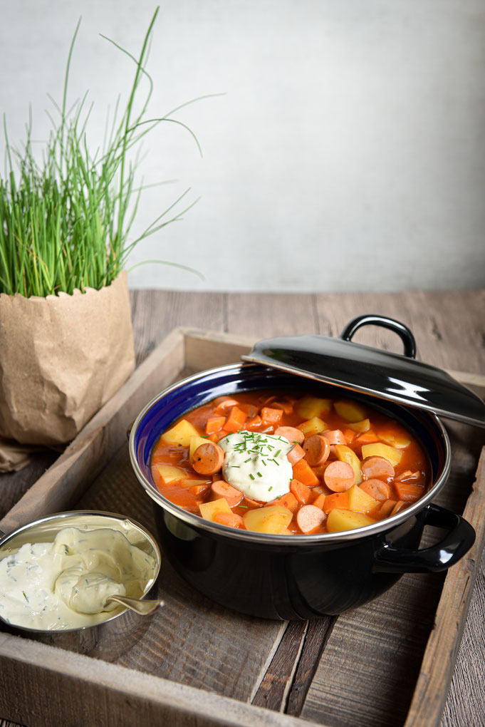 Würstchen Gulasch mit Senf Creme, mit Kartoffeln und Möhren, sehr lecker, Thermomix