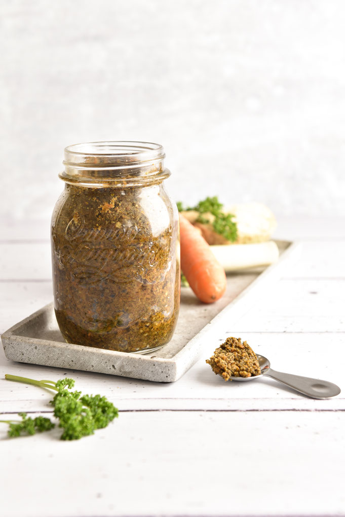 Gemüsebrühe, Gemüsebrühepaste, Gemüsebrühe selbstgemacht, Gemüsebrühe Thermomix, Vitam selbstgemacht