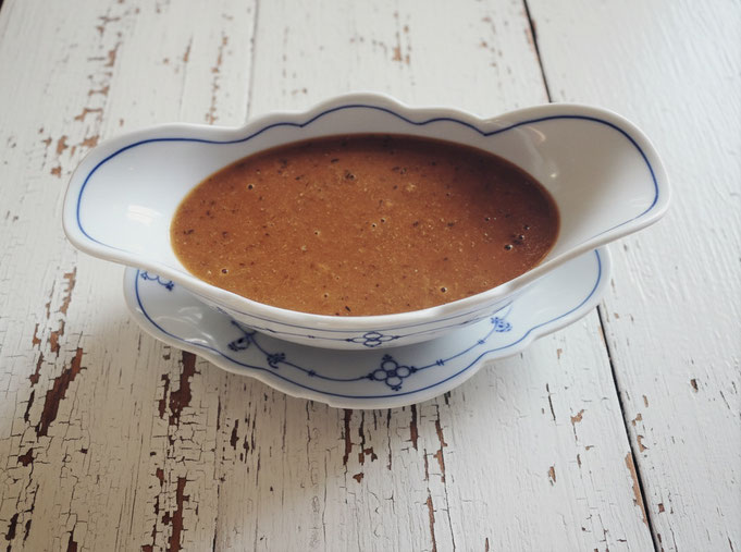 Bratensoße vegan, Bratensauce vegan, Bratensoße mit Kichererbsen, Kichererbsensoße, Gravy, Gravy vegan, Thermomix Bratensoße, Thermomix vegan