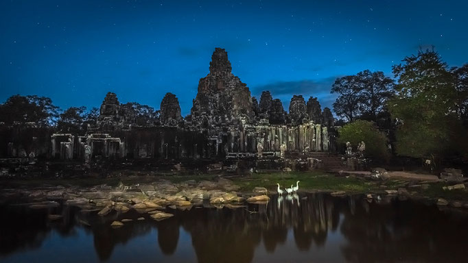 Templo de Bayon, antes del amanecer.