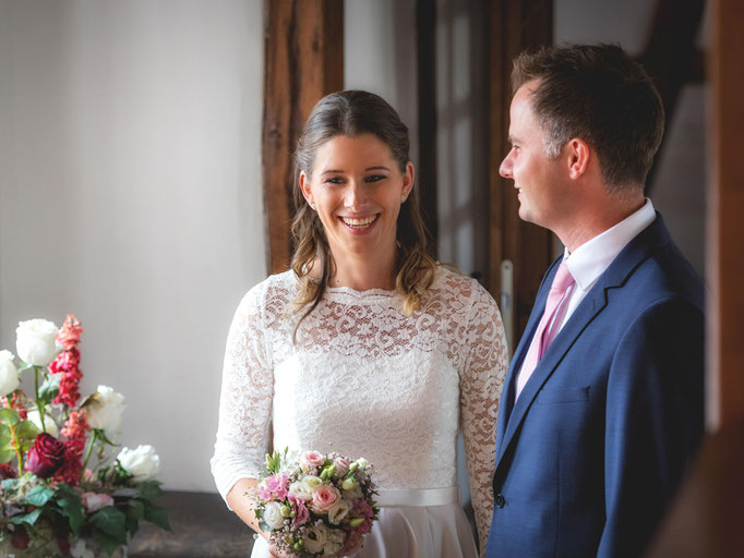 Hochzeitsfotografie, Der Beste Fotograf, Hochzeit, Braut, Bräutigam, Portraitaufnahme, Portrait, Fotoshooting, Gross-Gerau, Hessen, Russelsheim, Ruesselsheim, Darmstadt, Mainz, Wiesbaden, Frankfurt, Nauheim, Bischofsheim, Bauschheim, Hochzeitskleid