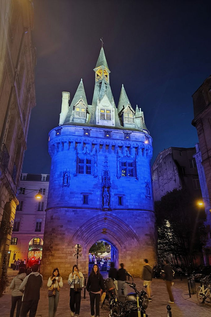 Bordeaux By night