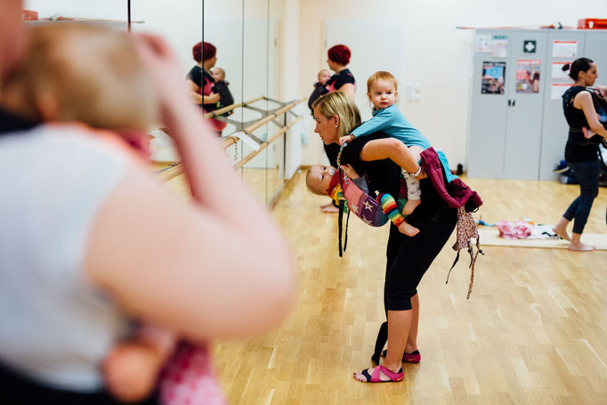 Trainerin Claudia beim Workout