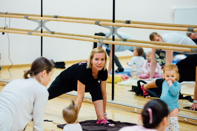 Trainerin Claudia beim Workout