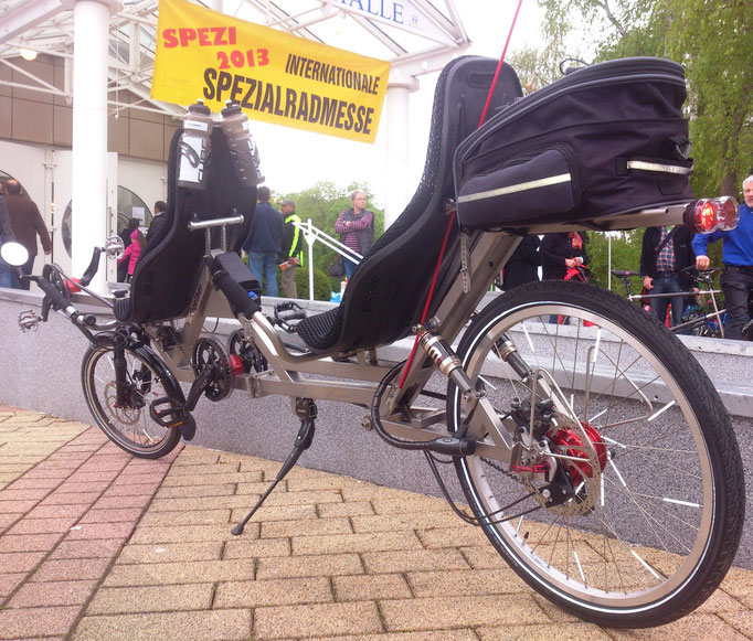 Liegerad Tandem TWOgether One bei der "Spezi 2013"