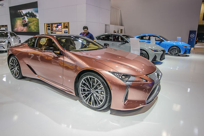 5 Lexus serie F au salon de l'auto de Toronto 2024