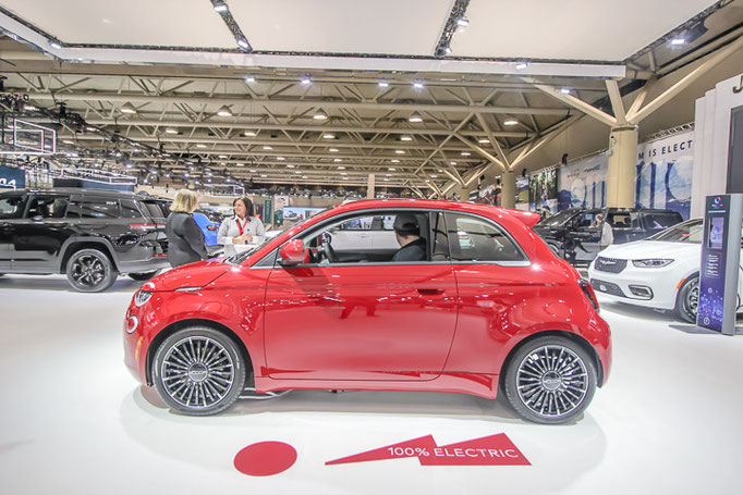 FIAT 500E au salon de l'auto de Toronto 2024