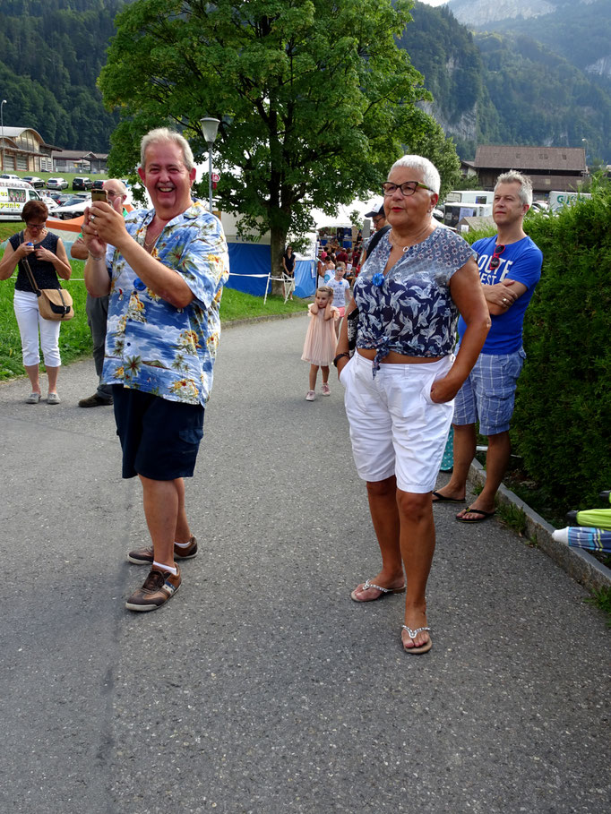 Überrasschungsgäste aus Genf: Patrick und Eliane Hulliger