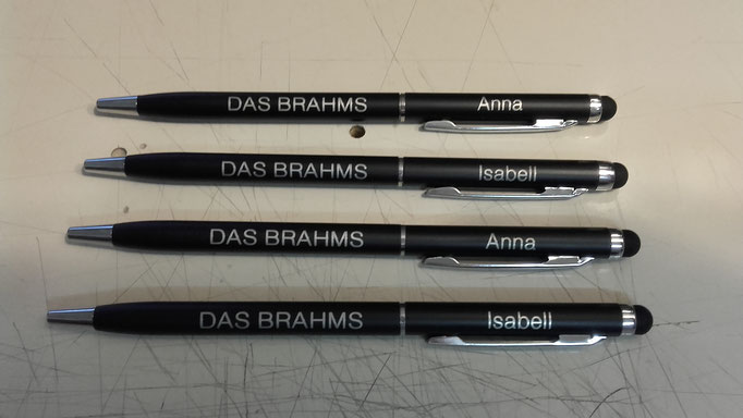Kugelschreiber aus Metall, schwarz eloxiert, Lasergravur