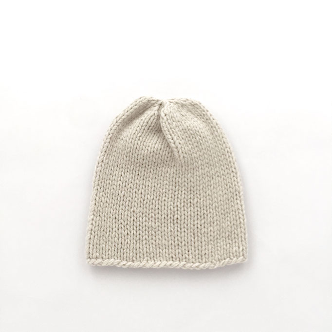 hand knitted Beanie  - 70 % Extra Fine Lamb´s Wool / 30 % Cashmere - handgestrickte Mütze