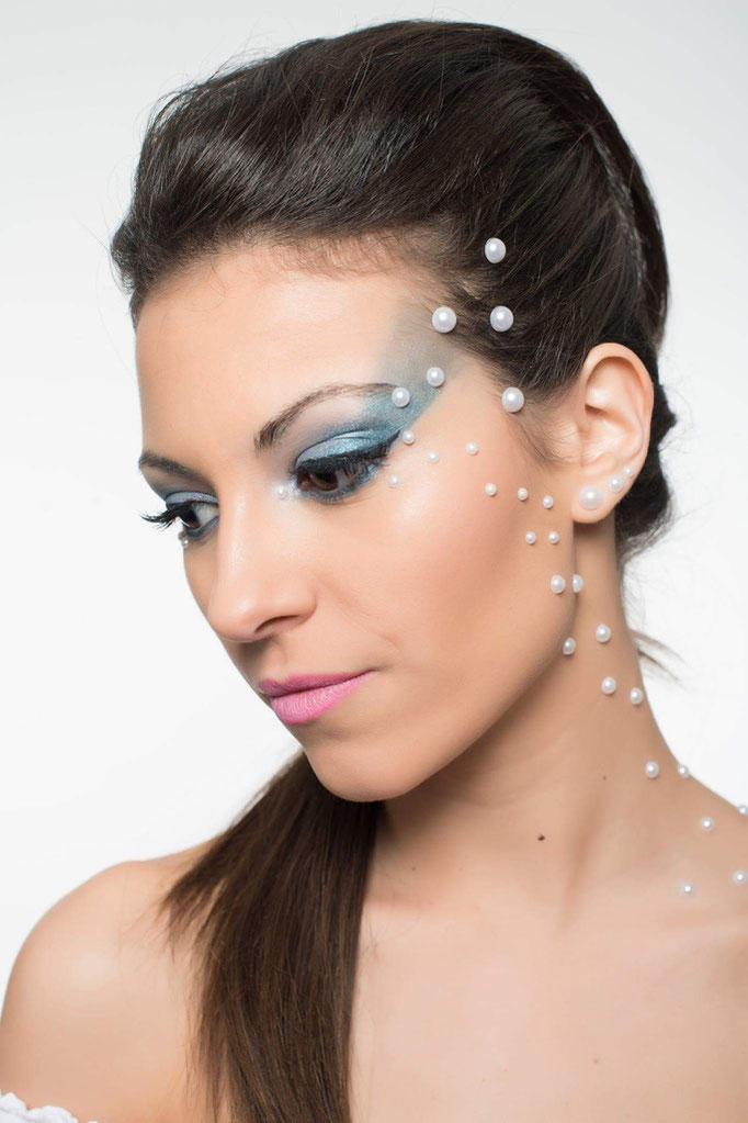 curso de maquillaje profesional Zaragoza, maquilladora profesional Zaragoza, formación en maquillaje Zaragoza, estudiar maquillaje Zaragoza, academia de maquillaje Zaragoza, escuela de maquillaje Zaragoza, maquillador profesional Zaragoza