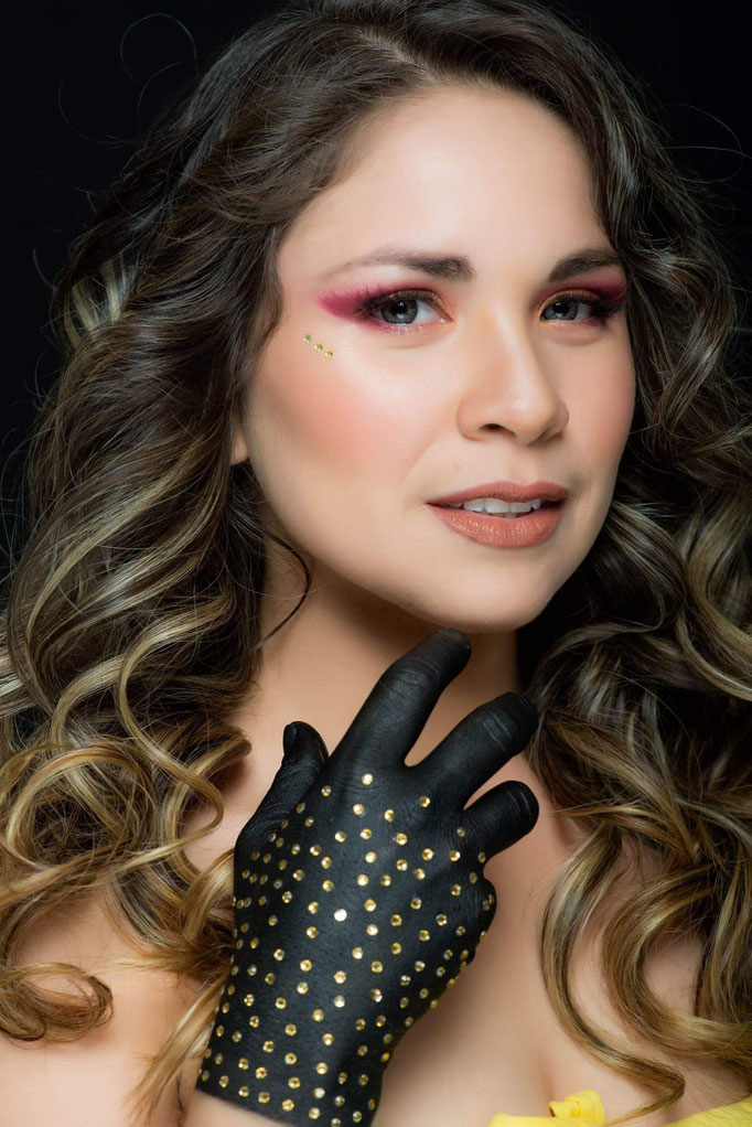 curso de maquillaje profesional Zaragoza, maquilladora profesional Zaragoza, formación en maquillaje Zaragoza, estudiar maquillaje Zaragoza, academia de maquillaje Zaragoza, escuela de maquillaje Zaragoza, maquillador profesional Zaragoza