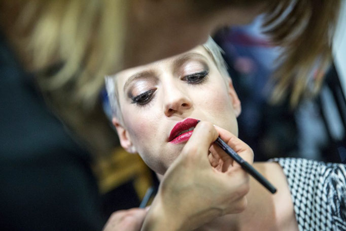 maquillaje y peluquería de moda para pasarela Aragón fashion week