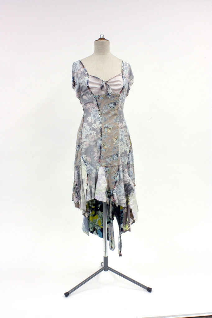 Kleid aus Stoffresten, 2013