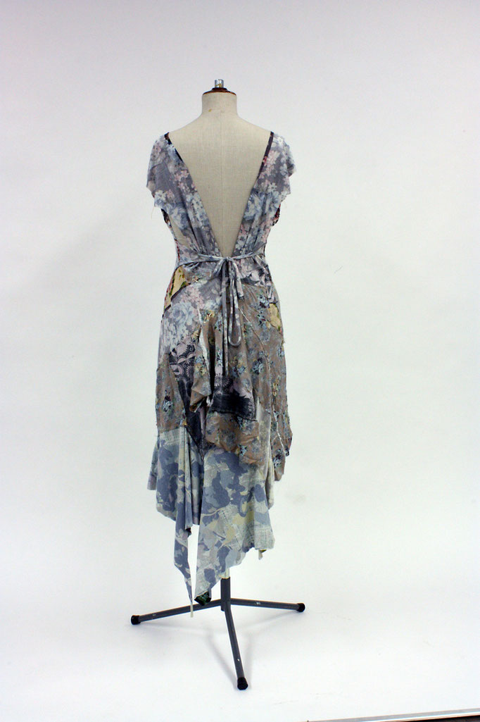 Kleid aus Stoffresten, 2013