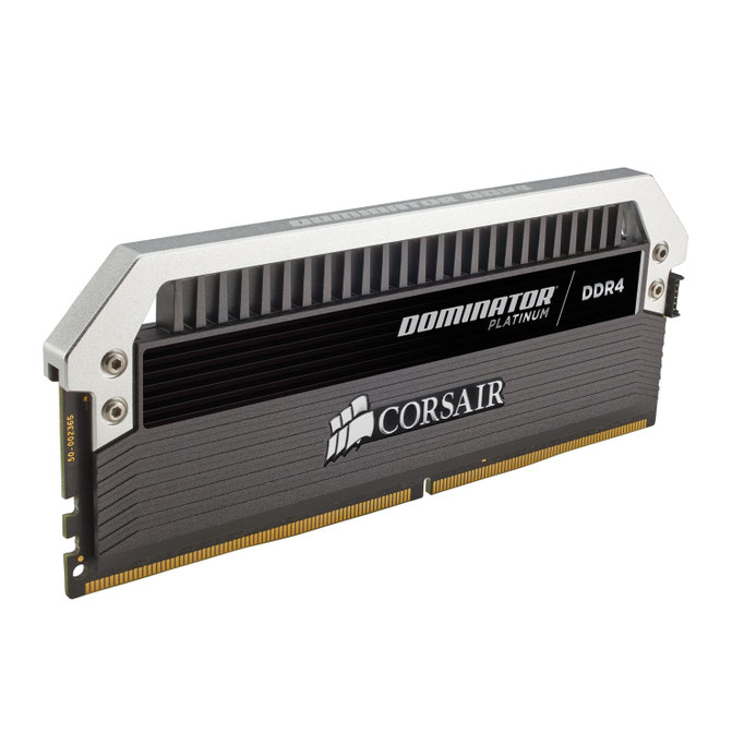 Corsair Dominator Platinum 16 Go (1x 8 Go) DDR4 3600 MHz CL18