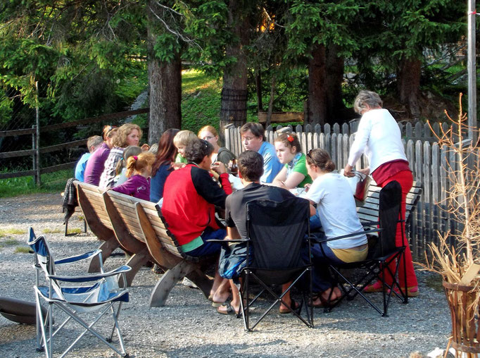 Beim Abendessen