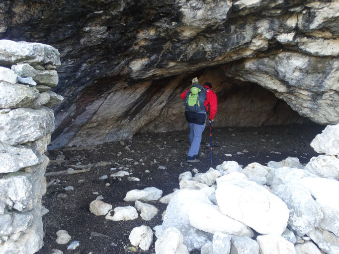 Cueva del Portillo