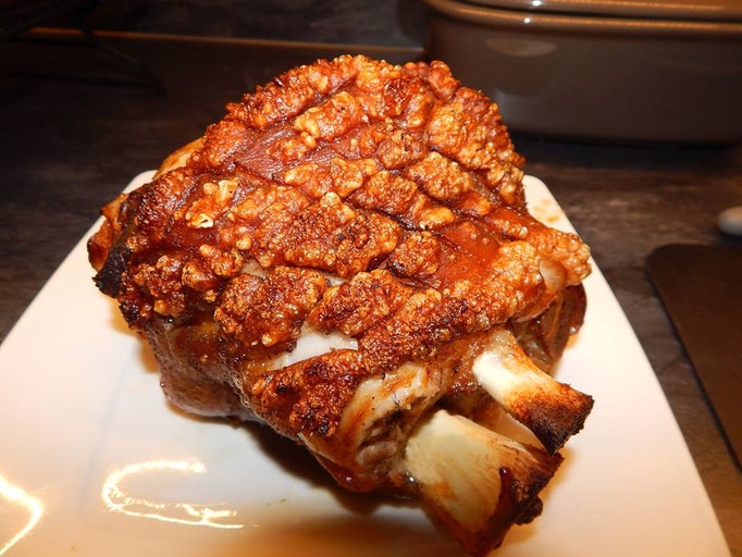 Schweinehaxe super knusprig
